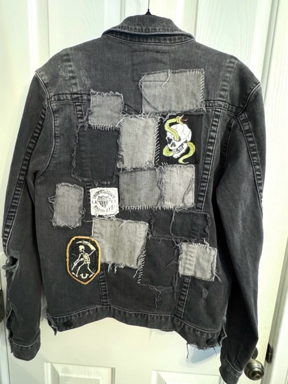 True Religion Jimmy Jacket SE Black Patchwork Skull Snake Denim Trucker Large